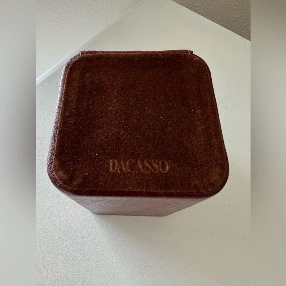 Dacasso | Brown Leather Luxury Desk Accessory Pen Cup Office